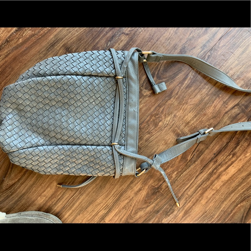 Deux Lux bucket bag